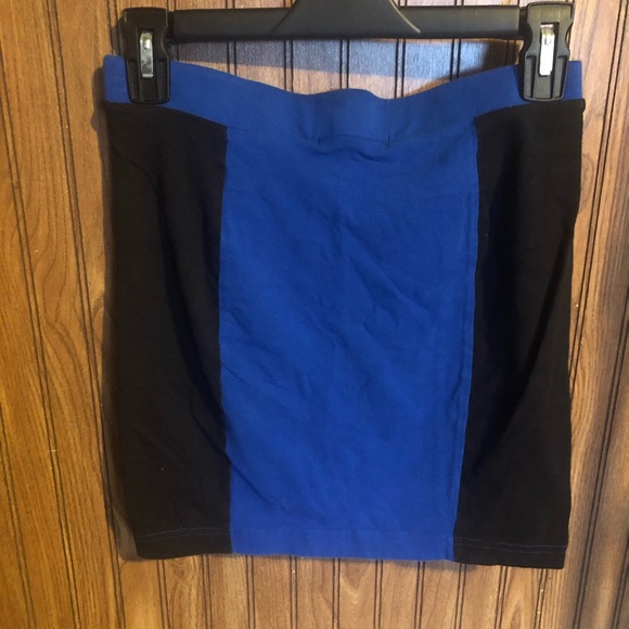 Blue and Black Skirt - Picture 1 of 2
